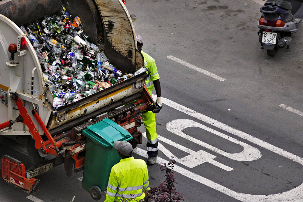 Trash tours